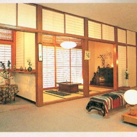 Izumiya Ryokan Uonuma Kültér fotó