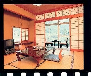 Izumiya Ryokan Uonuma Kültér fotó