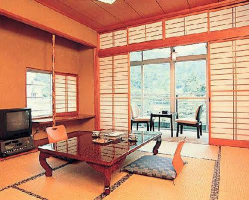 Izumiya Ryokan Uonuma Kültér fotó